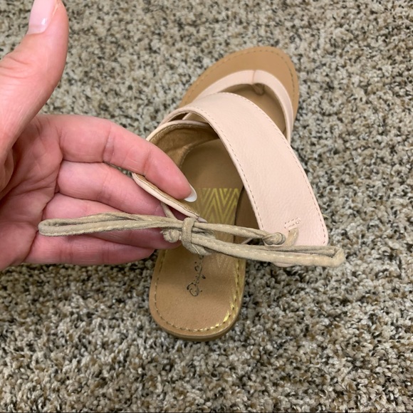 Pink Sandals (6.5) - Picture 6 of 7